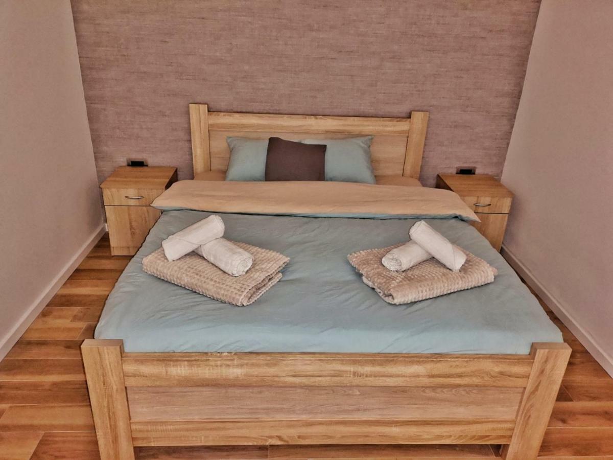 Pankov Apartment Sveti Stefan Exteriör bild