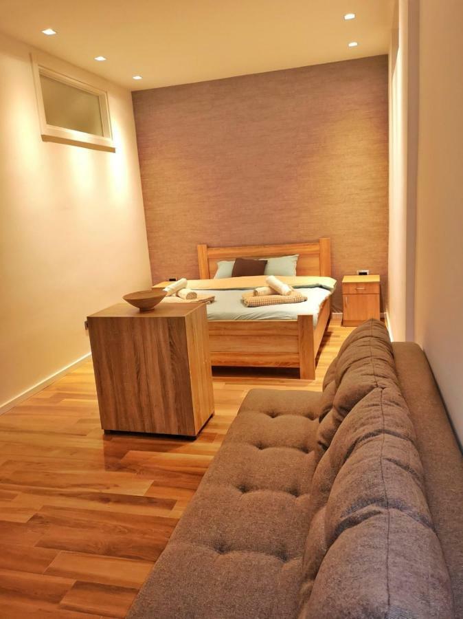 Pankov Apartment Sveti Stefan Exteriör bild